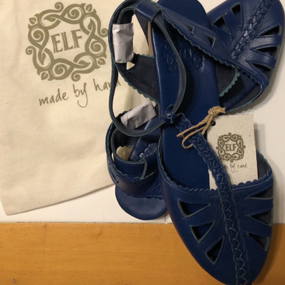 NWT ELF "Bounty" T-strap Leather Sandals (Size 11)